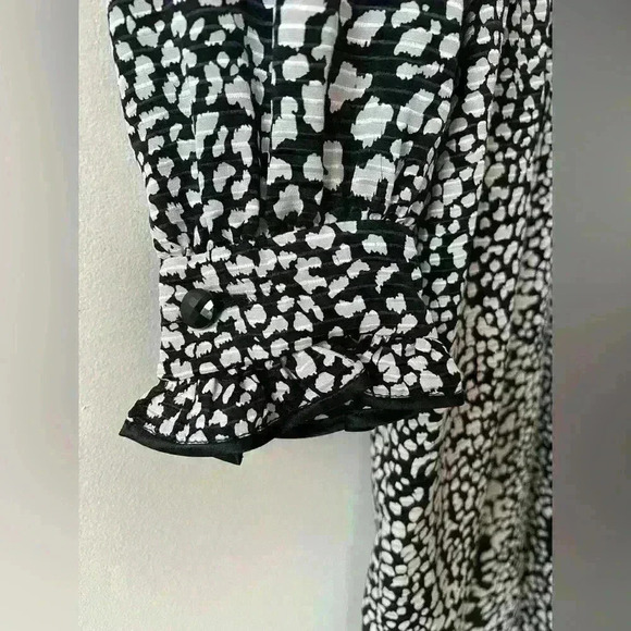 Italian Vintage Valentino Dress//Valentines Day Attire - Picture 5 of 7